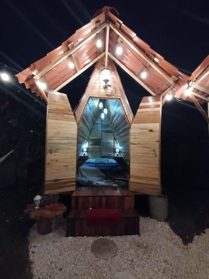 Airport Traveler'S Home Αλαχουέλα Εξωτερικό φωτογραφία